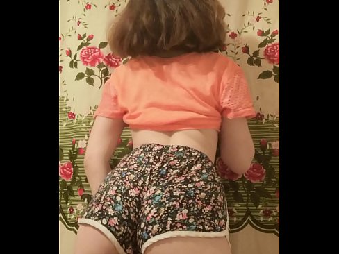 ❤️ Nwa ọhụrụ sexy na-eyipụ uwe mkpirisi ya na igwefoto Mmekọahụ mara mma na%ig.com-milf-300.ru ❌❤